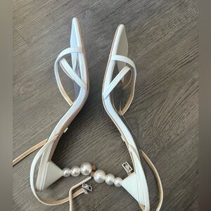 Badgley Mischka pearl heel